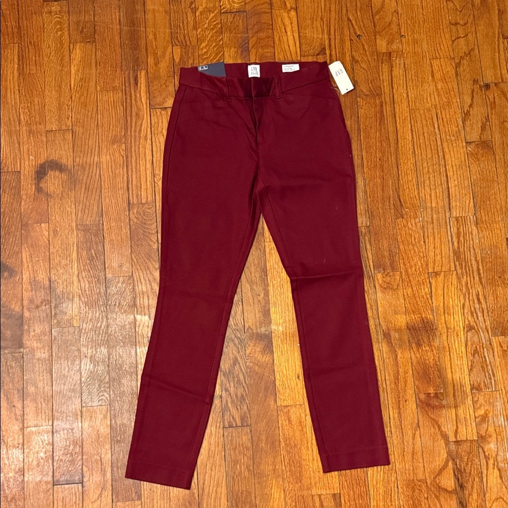 GAP Women's Skinny Jeans in Burgundy